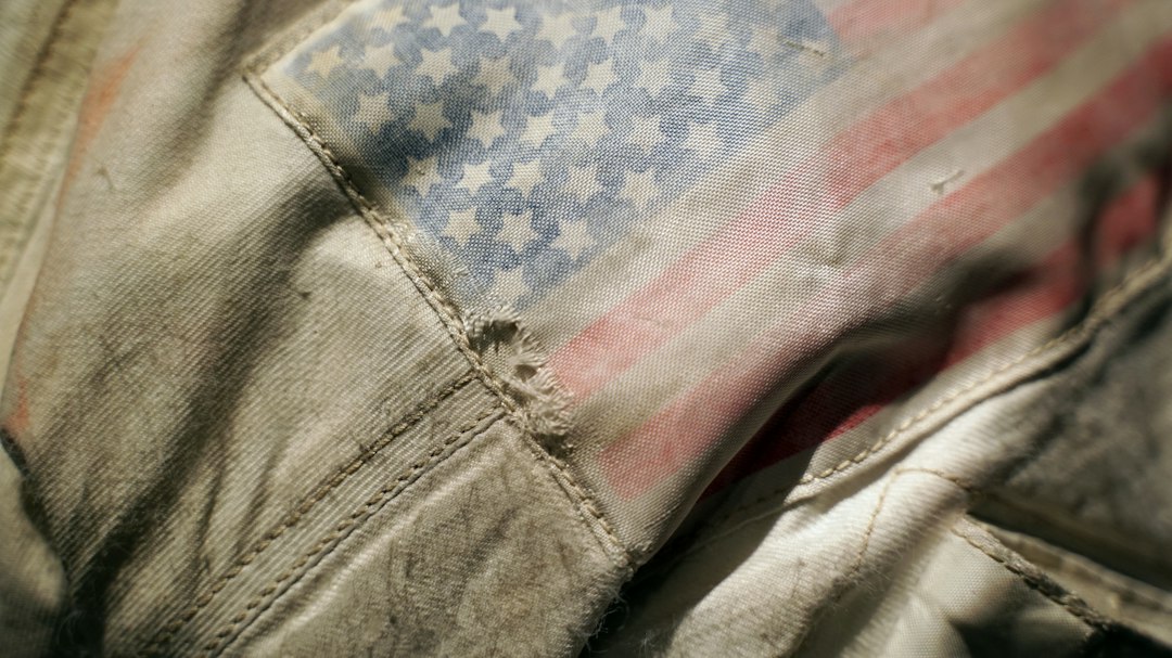 Visual illustration for fix blown out jacket rivets leather
