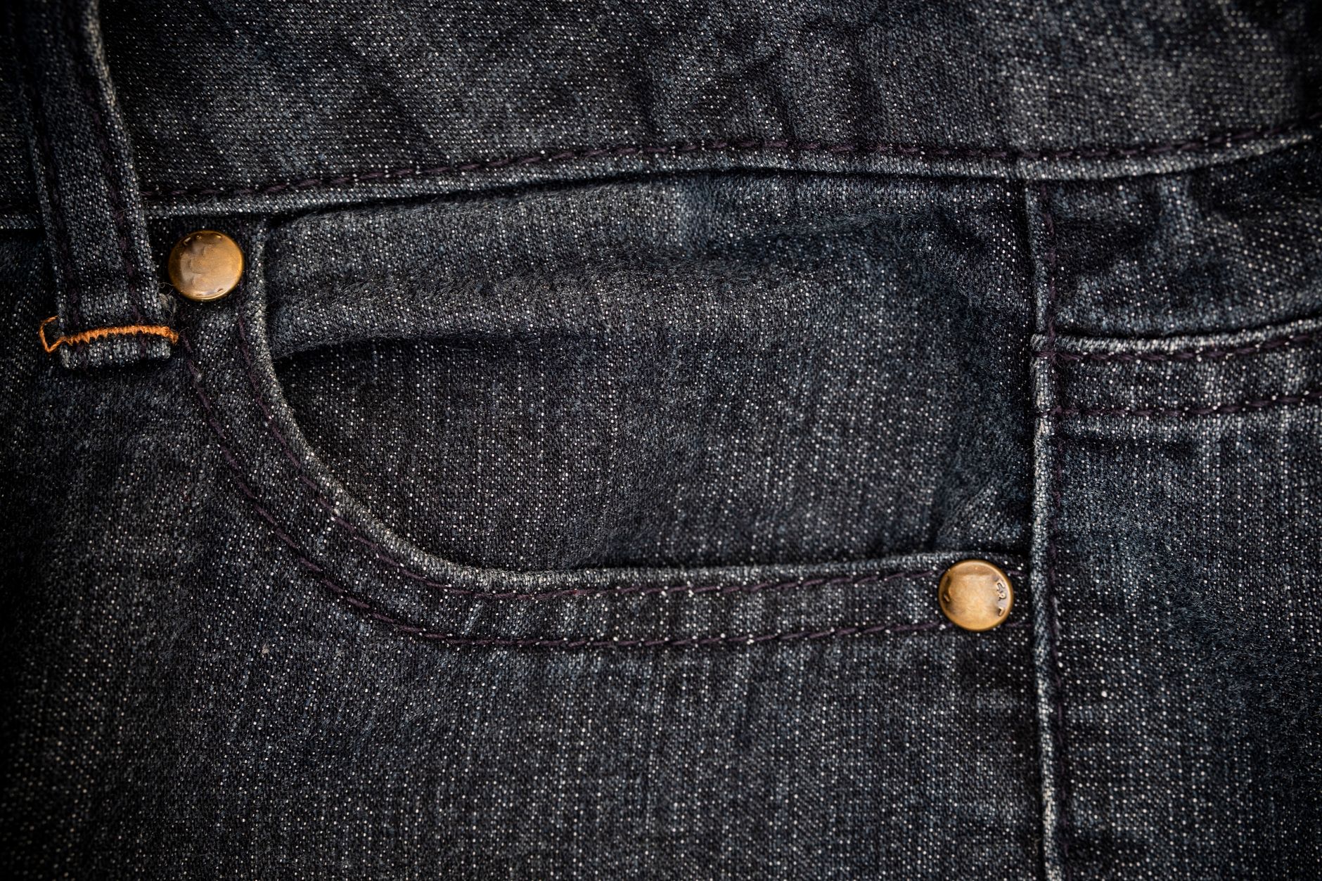 Visual illustration for solid brass copper nickel rivets for leather