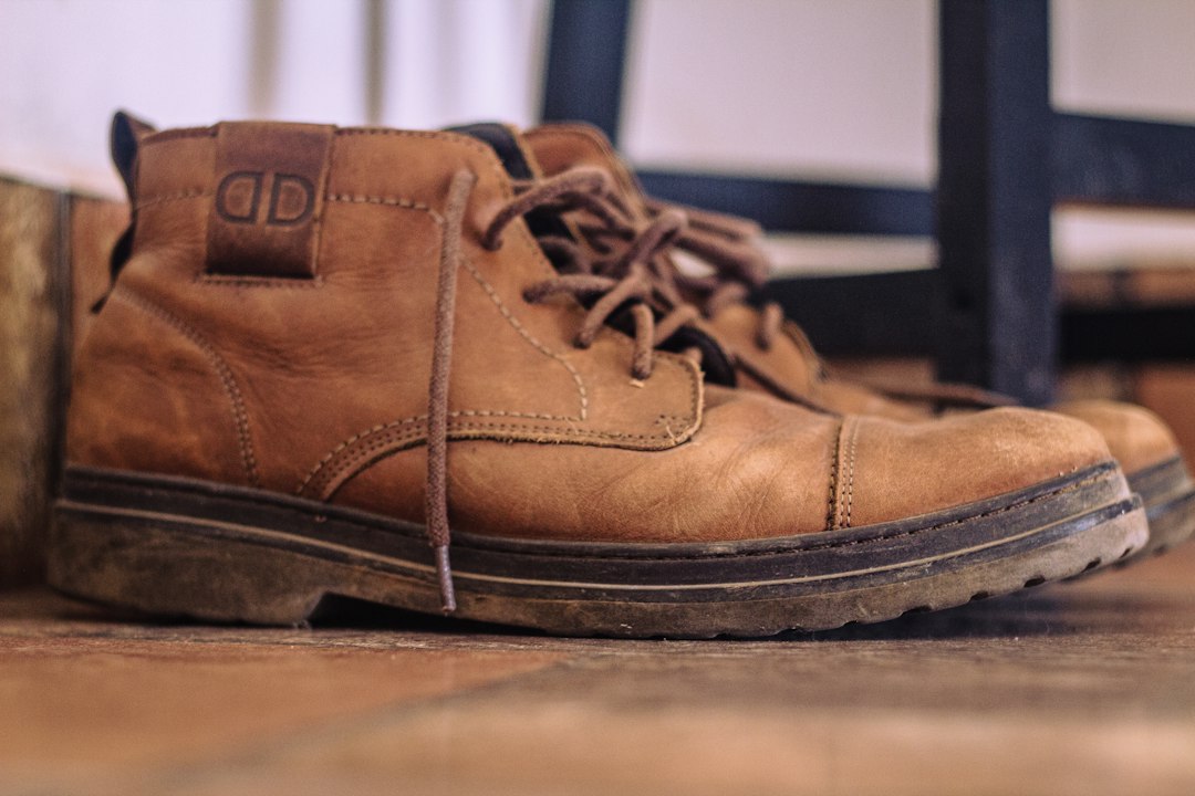 Visual illustration for ph balance leather cleaner acid degradation
