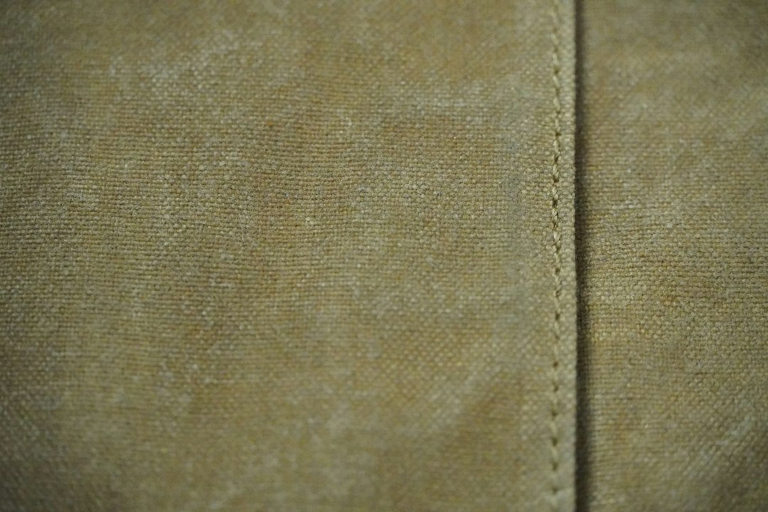Visual illustration for restore suede nubuck jacket surface brushing